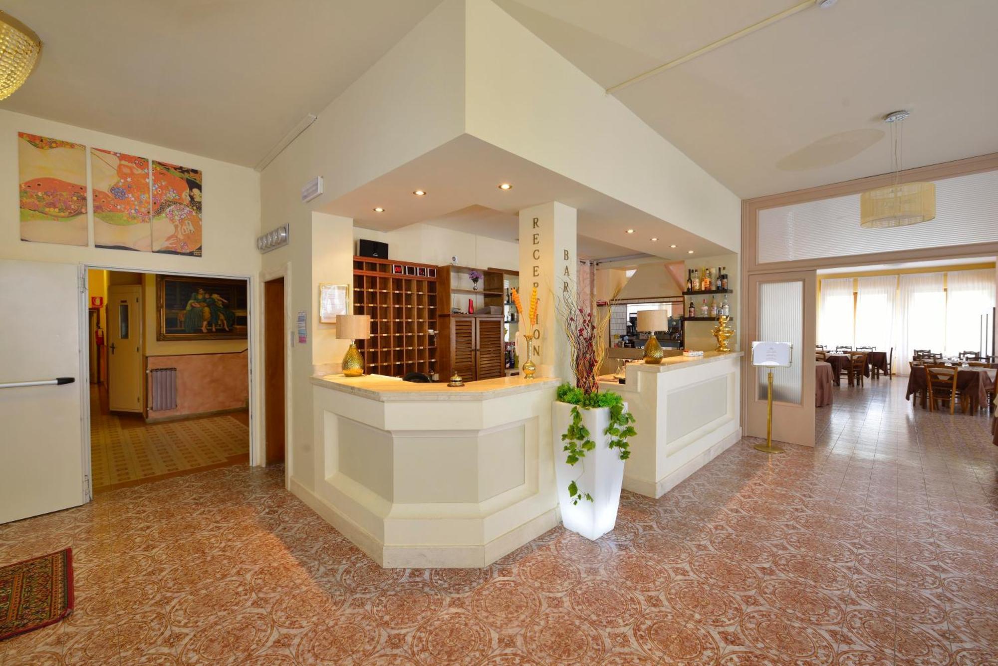 Hotel Attico Chianciano Terme Extérieur photo